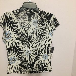 NWT Kenneth Cold L floral blouse